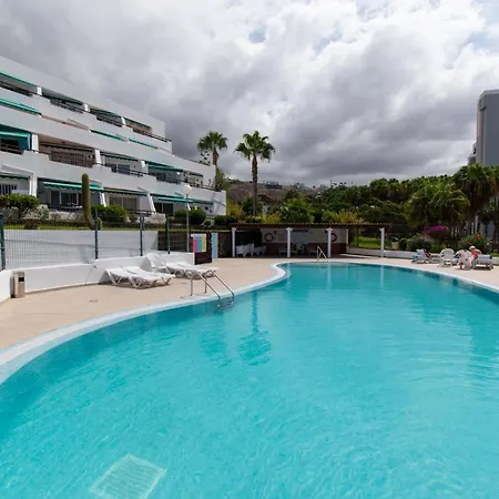 Flores 6 - Three Bed *
