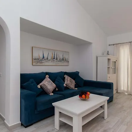 Flores 6 - Three Bed Apartamento