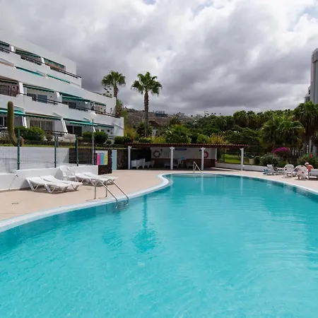 Flores 6 - Three Bed *