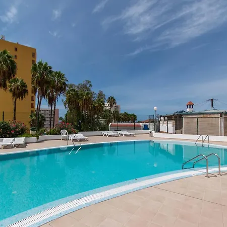 Flores 6 - Three Bed Apartamento *