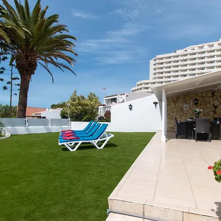 Flores 6 - Three Bed Playa Feñabe